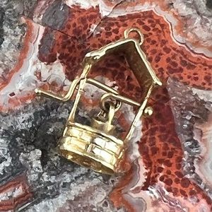 14K Gold Wishing Well Pendant Charm